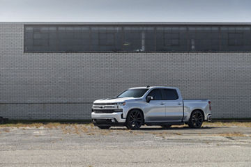 シボレー　DUB 2020 Chevrolet Silverado - DUB FLEX - Black | Wheel Pros